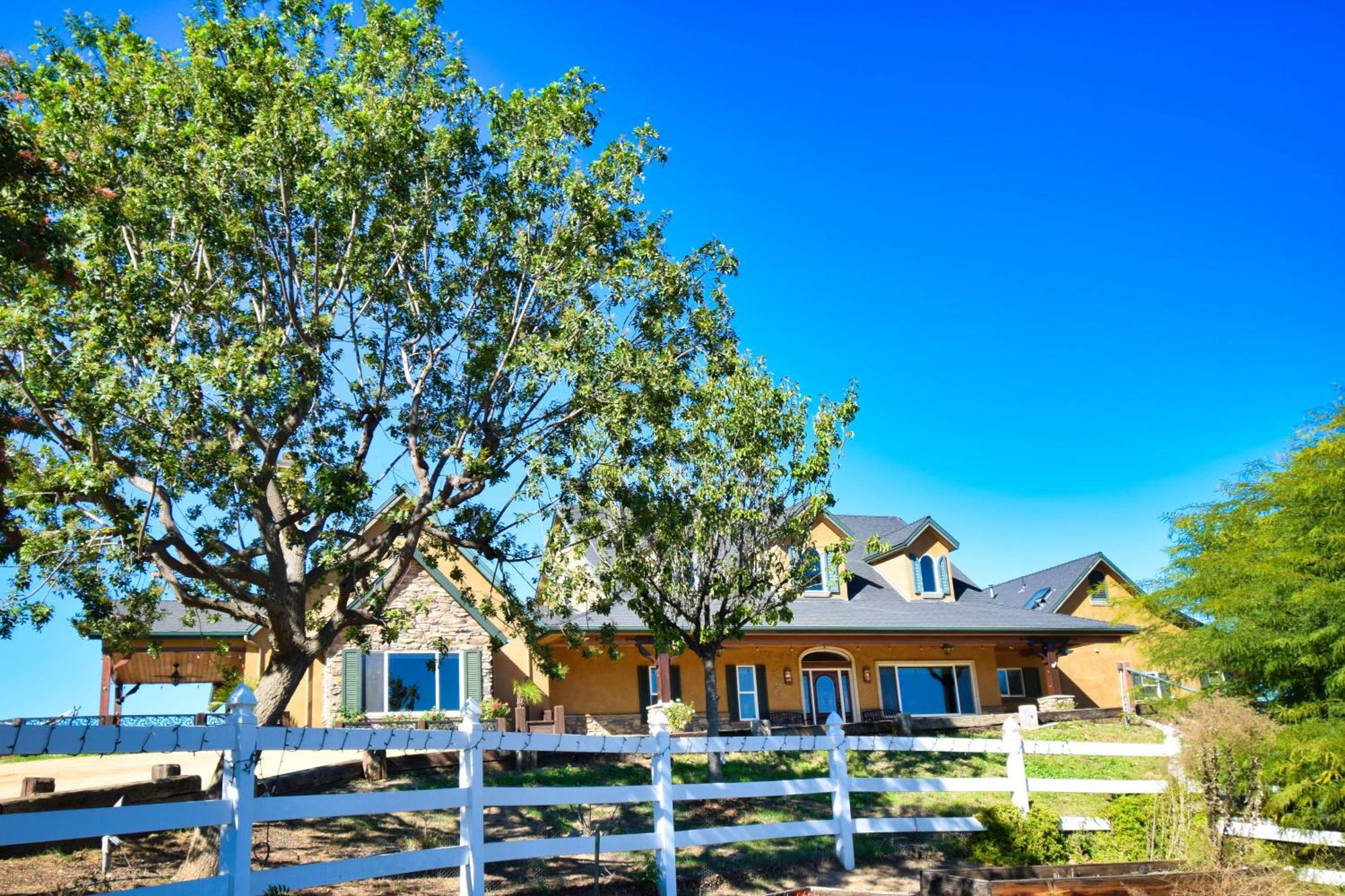 Peppertree Lane Ranch -- Seven-Acre Ranch In The Heart Of Wine Country Hotel Temecula Ngoại thất bức ảnh