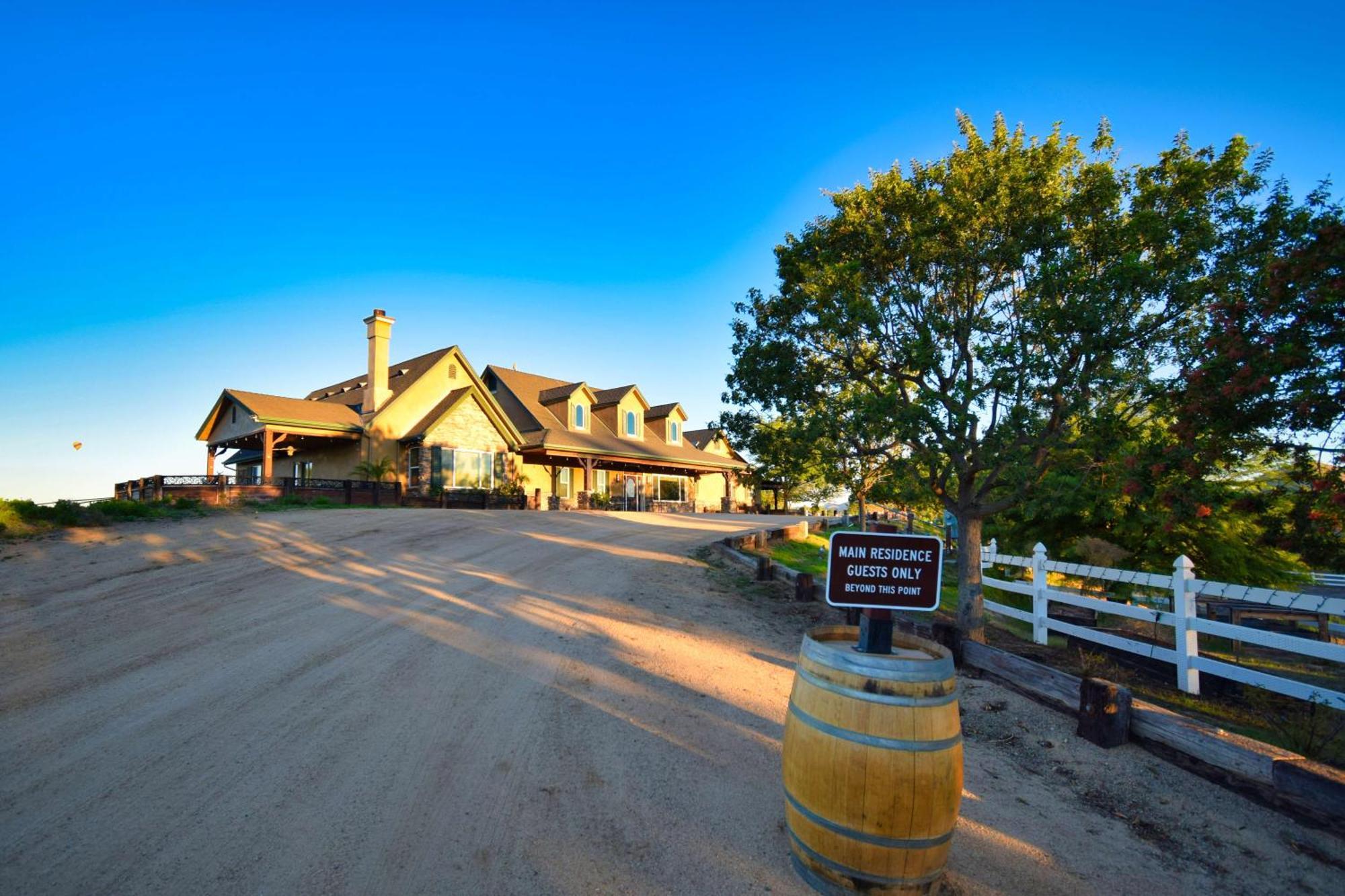 Peppertree Lane Ranch -- Seven-Acre Ranch In The Heart Of Wine Country Hotel Temecula Ngoại thất bức ảnh